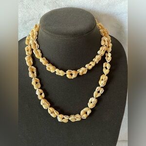 Long Vintage Lei Necklace 1950’s